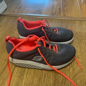 Ladies size 7 shape up Skechers